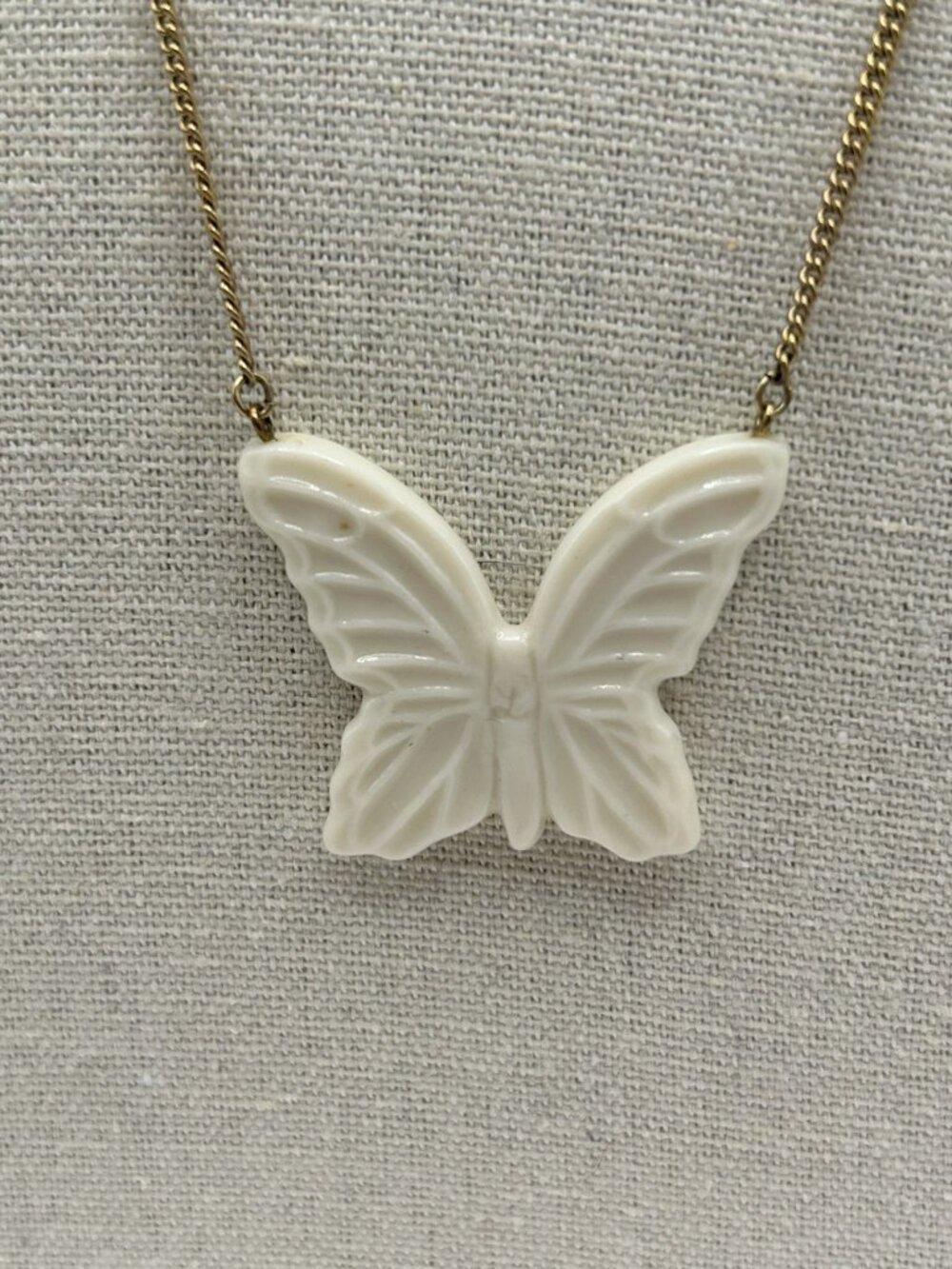 Vintage LENOX 14K Gold Filled Large Ceramic BUTTERFLY Necklace 19” Cottagecore